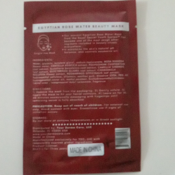 4 Different Facial Masks. NWT - Picture 3 of 9